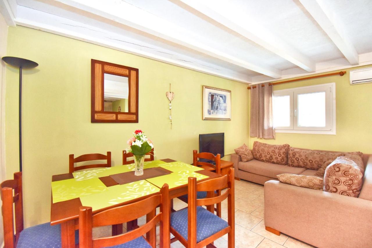 Mike'S Apartments Agios Gordios  Bagian luar foto